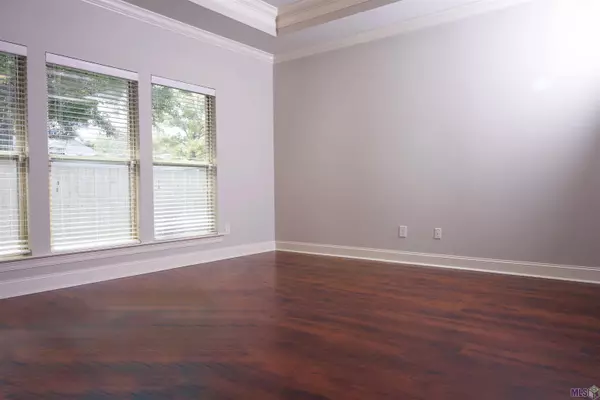 18032 RIVER LANDING DR, Prairieville, LA 70769