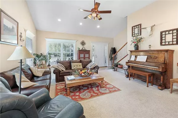 519 S 15th Street, Rogers, AR 72758