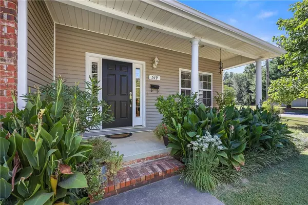 519 S 15th Street, Rogers, AR 72758