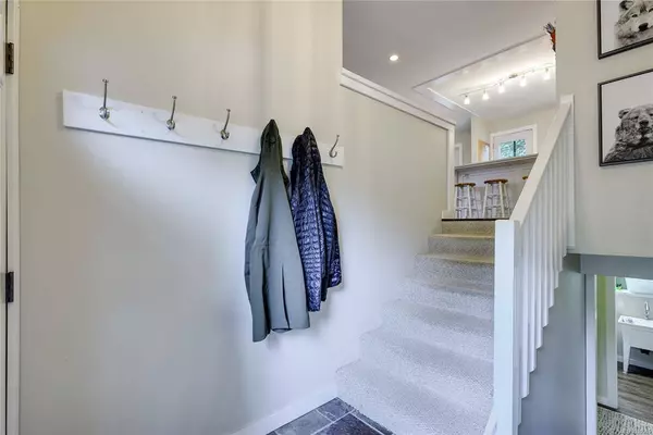 3088 Shamrock Pl, Nanaimo, BC V9T 2Z6