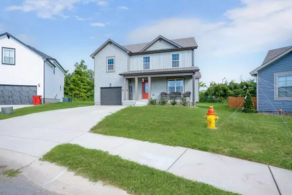 212 Sambar Dr, Clarksville, TN 37040