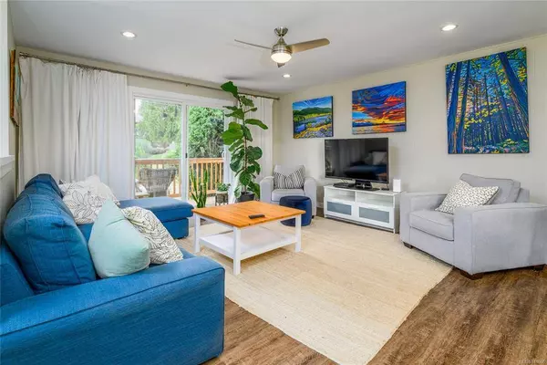 3088 Shamrock Pl, Nanaimo, BC V9T 2Z6