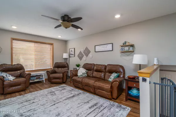 5155 7TH Avenue N, Grand Forks, ND 58203