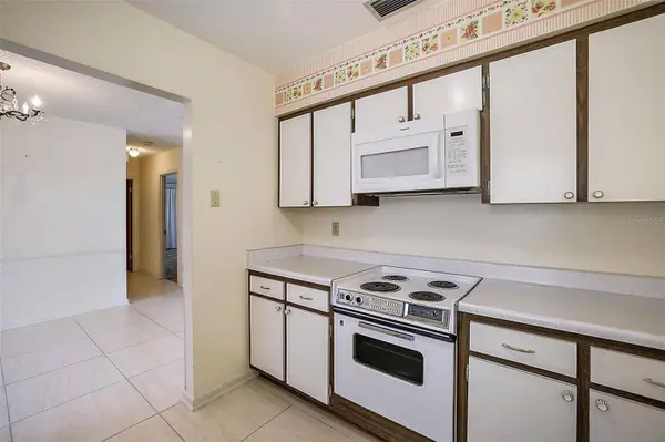 221 TANGELO AVE, Fern Park, FL 32730