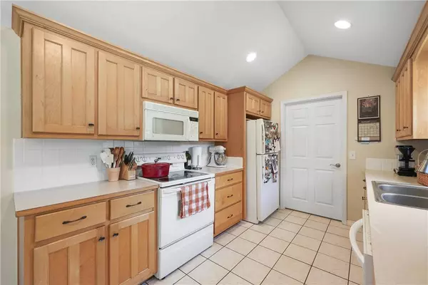 519 S 15th Street, Rogers, AR 72758