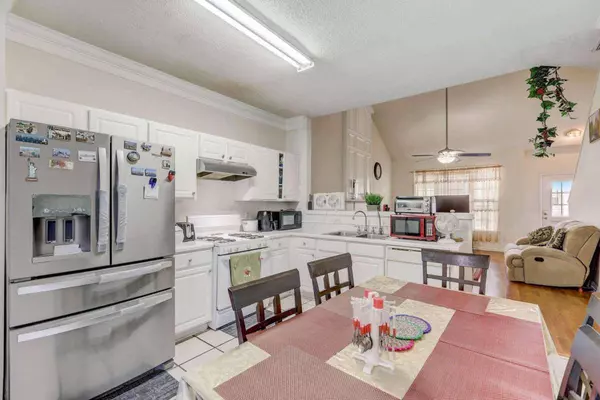 3025 Oxwell DR, Duluth, GA 30096