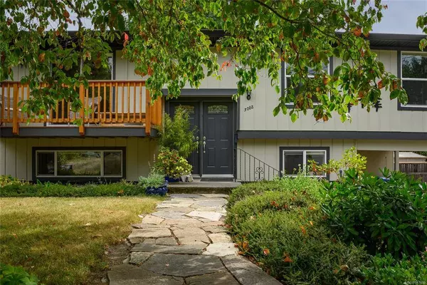 3088 Shamrock Pl, Nanaimo, BC V9T 2Z6