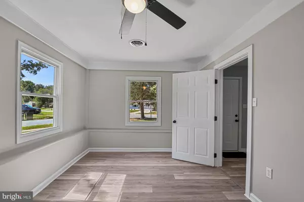 61 STEELE RD, Dover, DE 19901