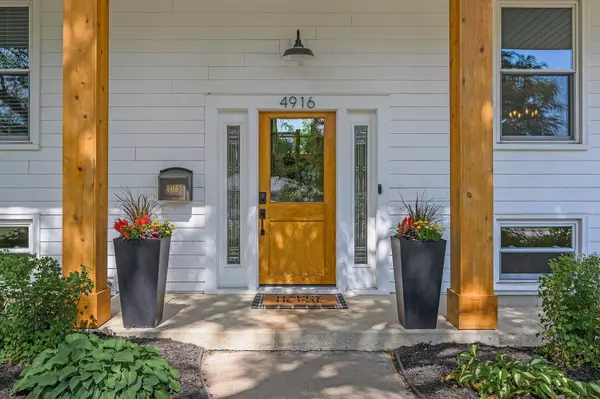 4916 Lantana LN, Edina, MN 55435