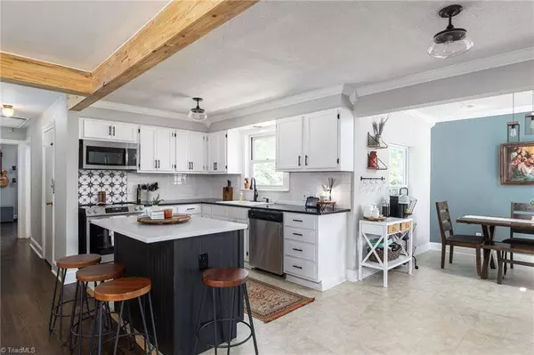 2617 Reynolds Park RD, Winston Salem, NC 27107