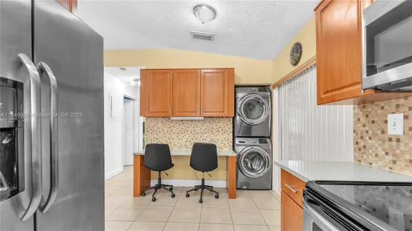 12062 SW 210th St, Miami, FL 33177