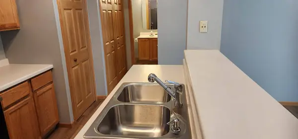 3804 Vermilion CT S, Eagan, MN 55122