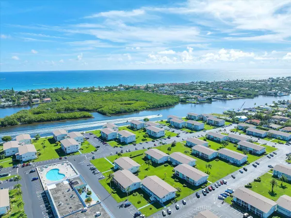 660 W Horizons 201, Boynton Beach, FL 33435