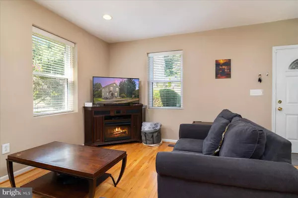 6223 EVERALL AVE, Baltimore, MD 21206