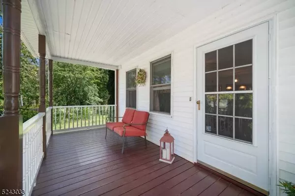 17 Alabama Ave, Jefferson Twp., NJ 07849