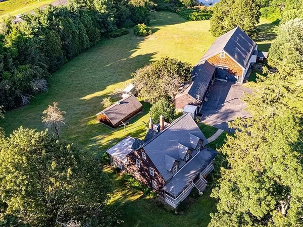 261 High Plain Rd, Andover, MA 01810