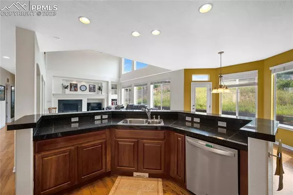 472 Coyote Willow DR, Colorado Springs, CO 80921