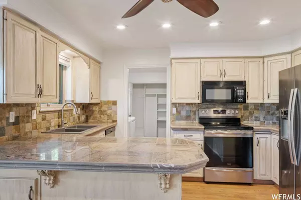 2777 E 2700 N, Layton, UT 84040