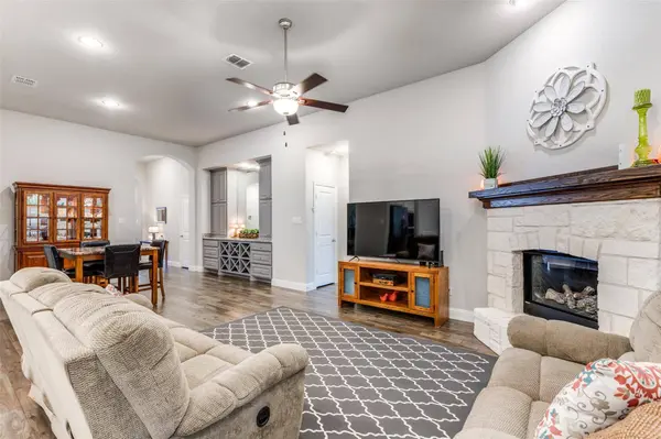 8009 Deep Water Cove, Mckinney, TX 75071