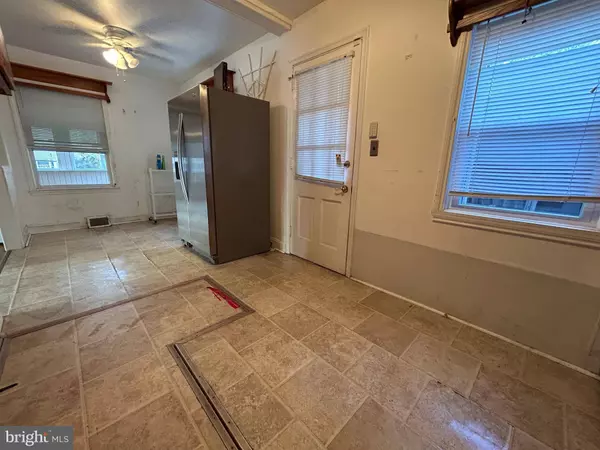 201 E PARK PL, Newark, DE 19711