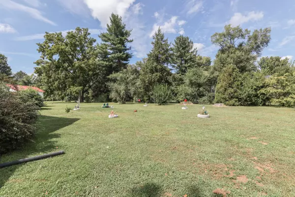 310 N Border ST, Paragon, IN 46166