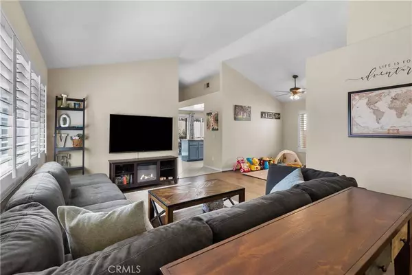 20148 Gilbert DR, Canyon Country, CA 91351