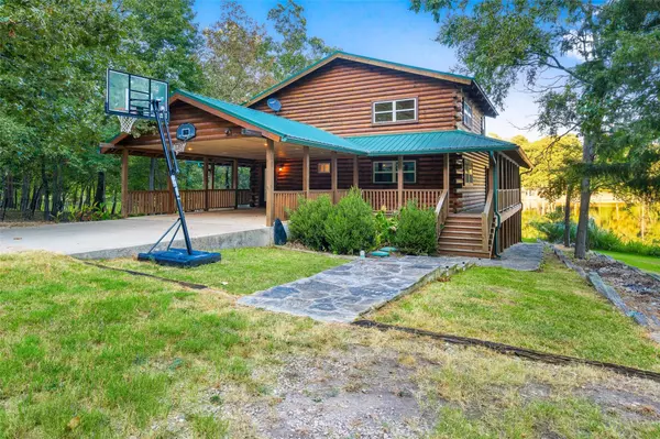 135 King Larry Court, Scroggins, TX 75480