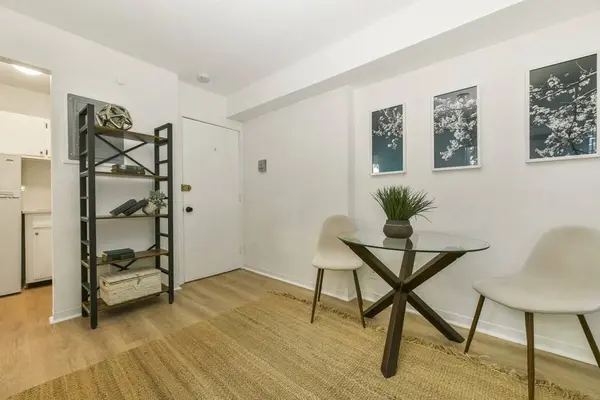 1800 Massachusetts Avenue #6, Cambridge, MA 02140