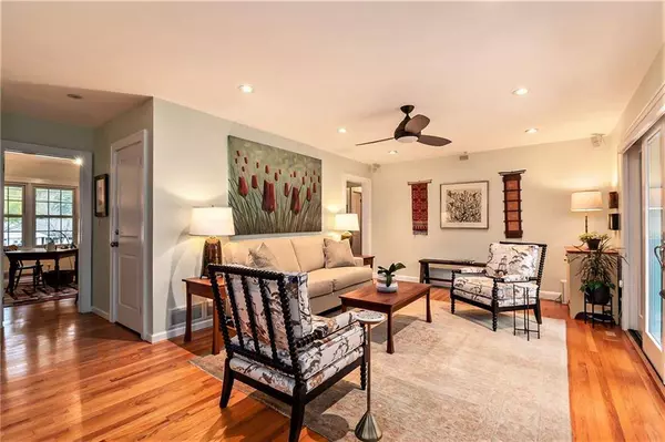 1288 Lenox CIR NE, Atlanta, GA 30306