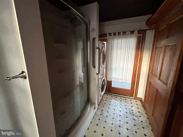 201 E PARK PL, Newark, DE 19711