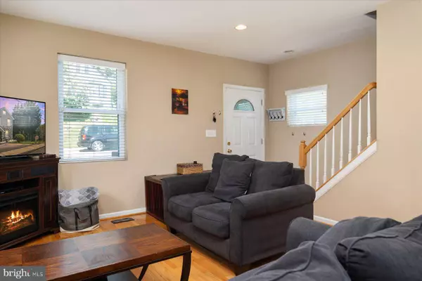 6223 EVERALL AVE, Baltimore, MD 21206