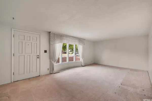 2030 W THECKSTON RD, Taylorsville, UT 84129