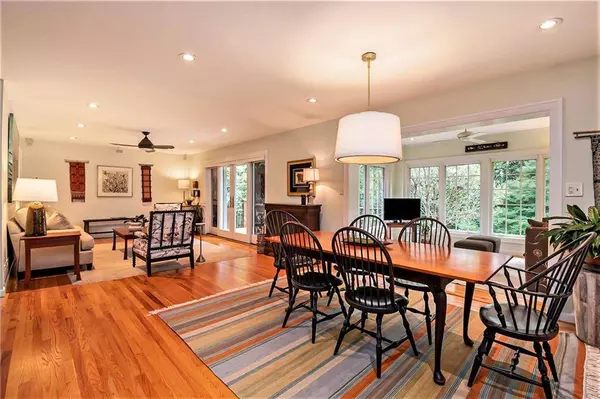 1288 Lenox CIR NE, Atlanta, GA 30306