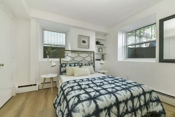 1800 Massachusetts Avenue #6, Cambridge, MA 02140