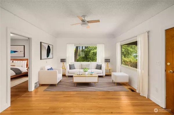 12021 16th AVE S, Seattle, WA 98168