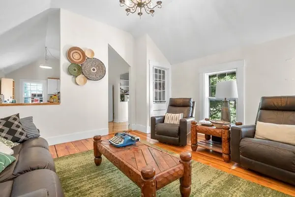 269 Lamartine St, Boston, MA 02130