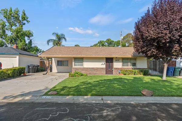 1217 Greenhills RD, Sacramento, CA 95864