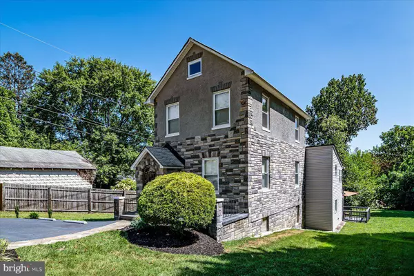 6223 EVERALL AVE, Baltimore, MD 21206