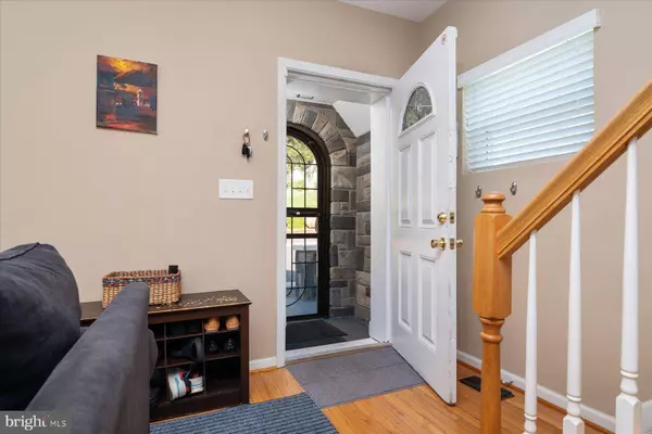 6223 EVERALL AVE, Baltimore, MD 21206