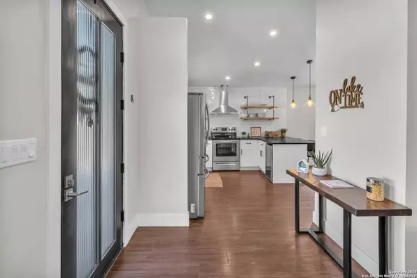 1713 Winding Creek Trail, Spring Branch, TX 78070