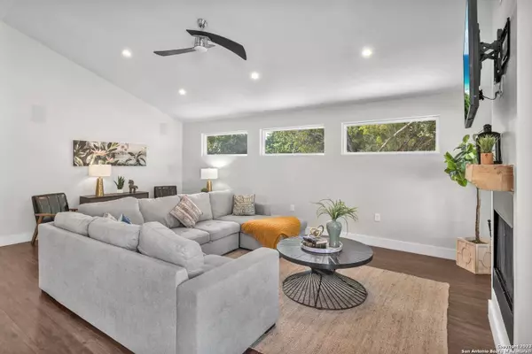 1713 Winding Creek Trail, Spring Branch, TX 78070