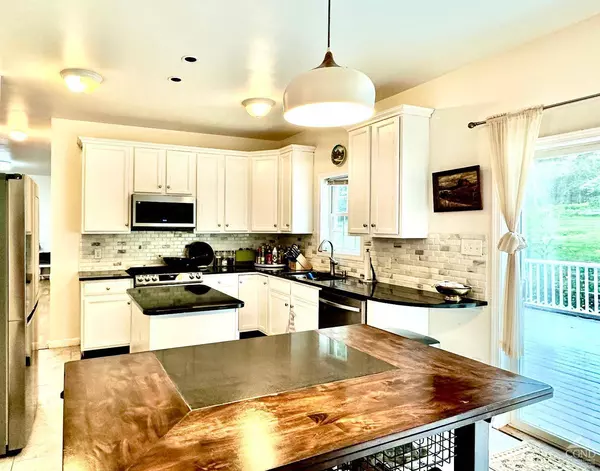 129 Griffin RD, East Jewett, NY 12424