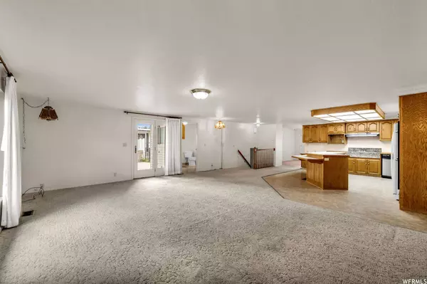 2030 W THECKSTON RD, Taylorsville, UT 84129