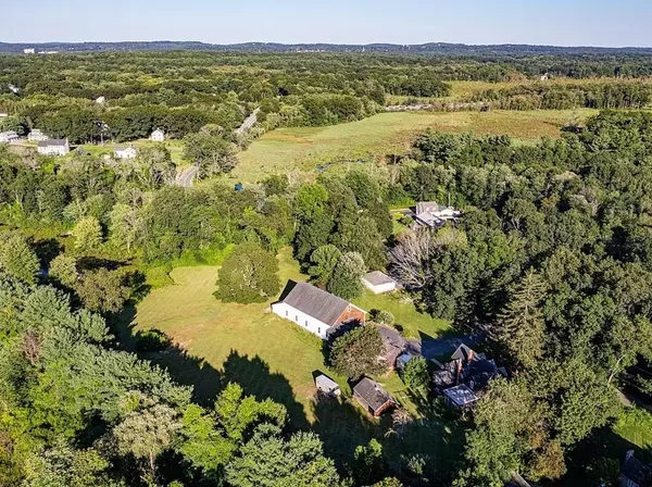 261 High Plain Rd, Andover, MA 01810