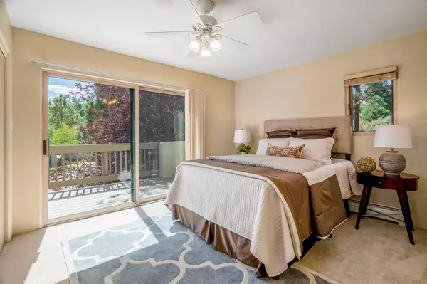 5080 Eaton PL, Los Alamos, NM 87544