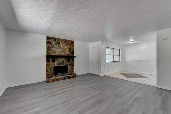 5385 Lambert DR #B-8, Norcross, GA 30093