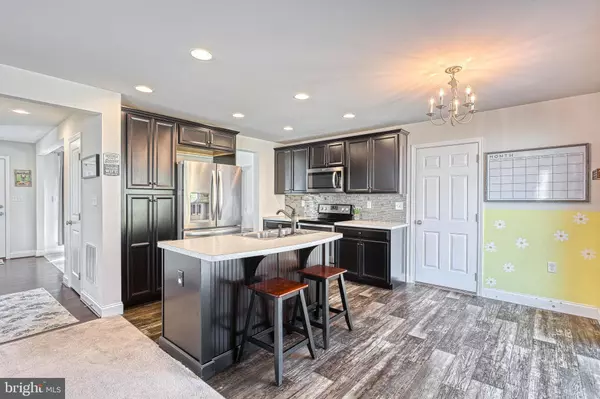 175 LARK DR, York Haven, PA 17370