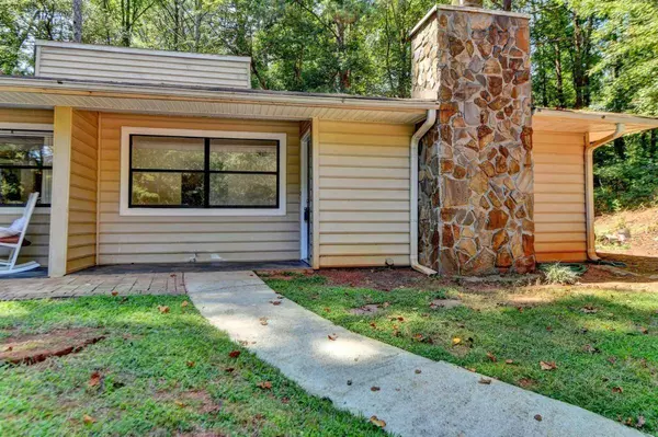 5385 Lambert DR #B-8, Norcross, GA 30093