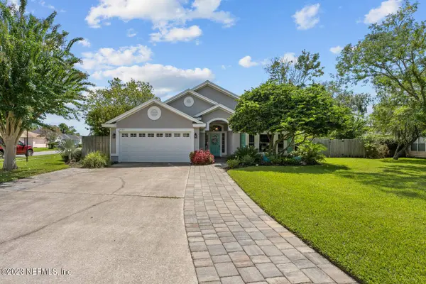 2485 THE WOODS DR E, Jacksonville, FL 32246