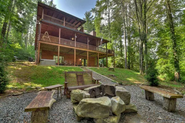 352 Ernest Alta CIR #3, Blue Ridge, GA 30513